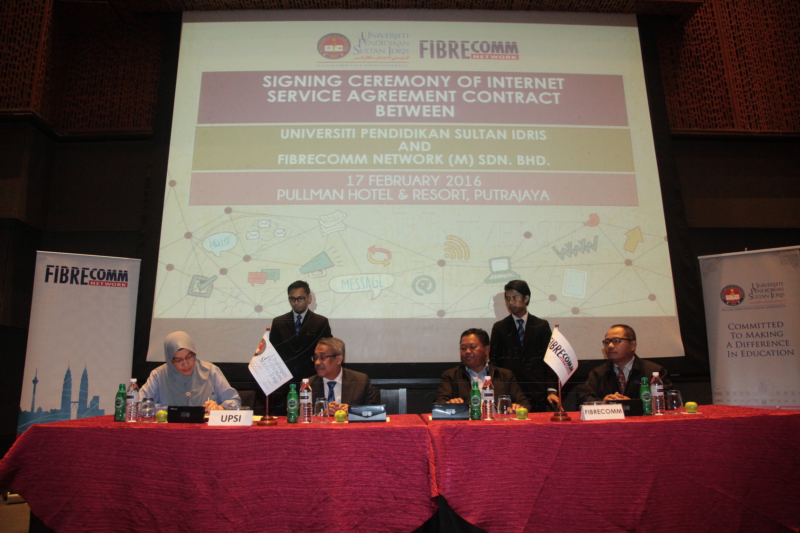 PRO16 14 fibercom IMG 0084